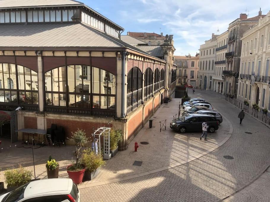 Vue Sur La Place Des Halles, Art Apparts Béziers Buitenkant foto